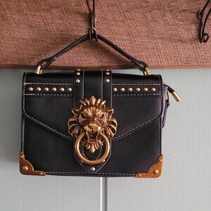 Unique Clutch